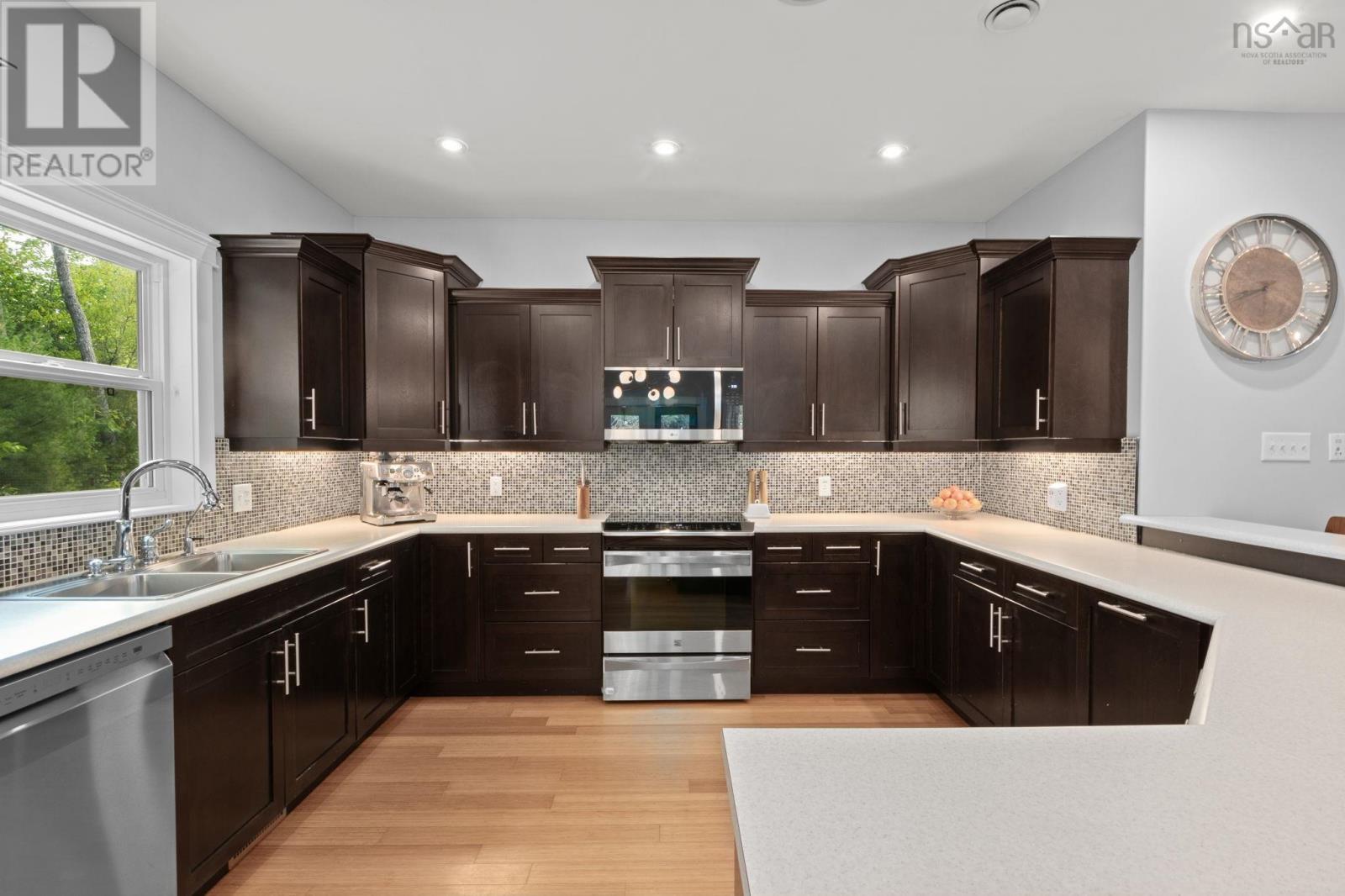 110 Given Drive, Grand Lake, Nova Scotia  B2T 0K1 - Photo 7 - 202519177