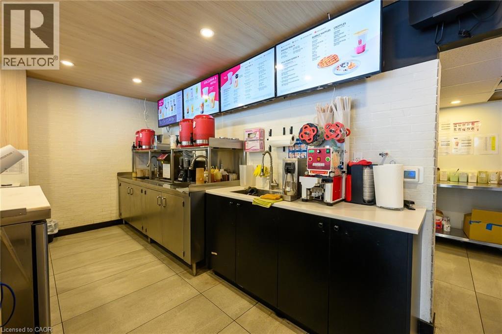 944 King Street, Hamilton, Ontario L8S 1K8 - Photo 10 - 40744643