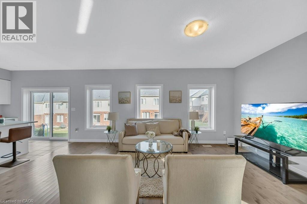 43 Sugar Trail, Kitchener, Ontario  N2R 0S5 - Photo 8 - 40784853