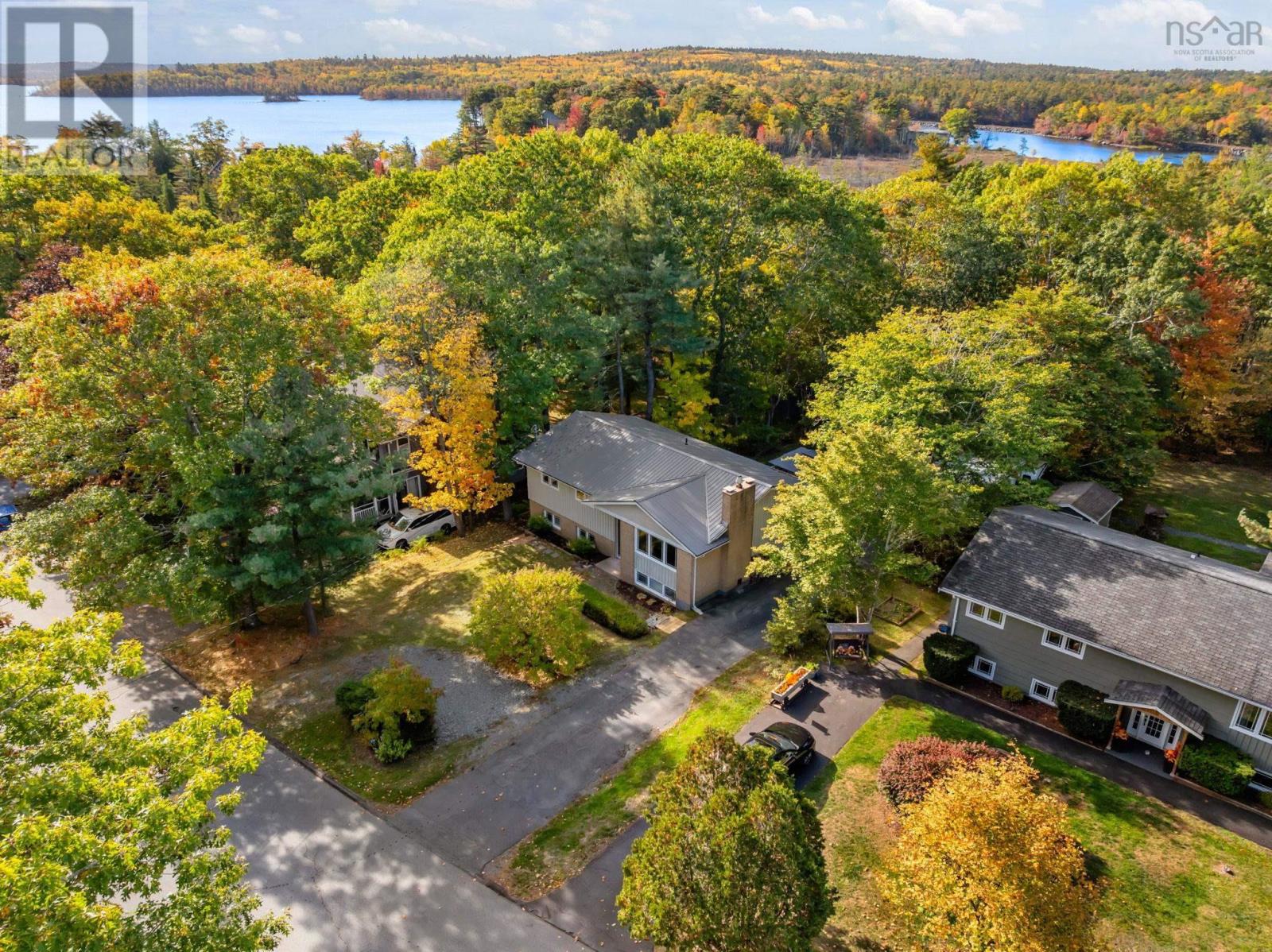 79 Ridge Avenue, Waverley, Nova Scotia  B2R 1G4 - Photo 3 - 202525910