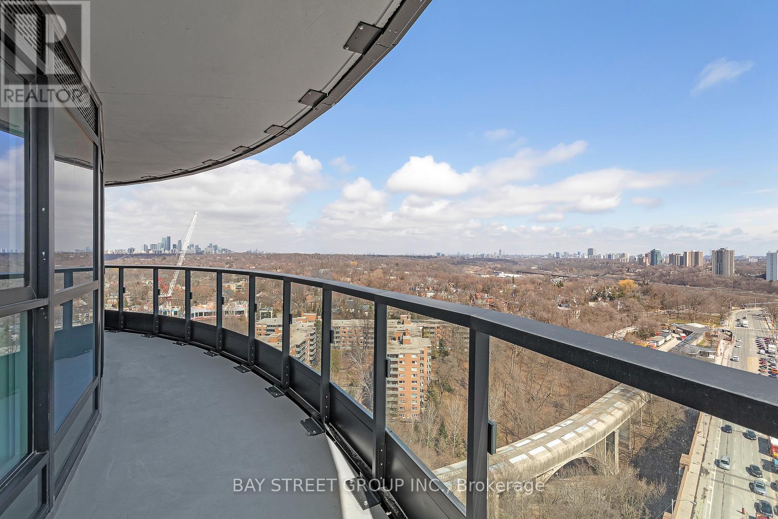 1717 - 585 Bloor Street E, Toronto, Ontario  M4W 0B3 - Photo 3 - C12504260