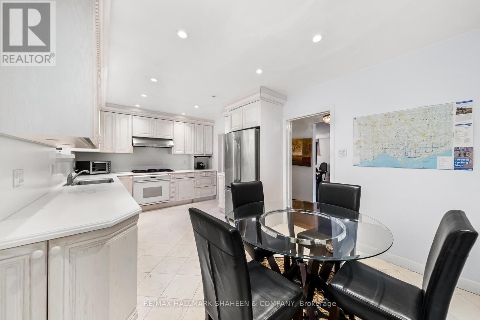 Main - 386 Ellerslie Avenue, Toronto, Ontario  M2R 1B9 - Photo 21 - C12504294