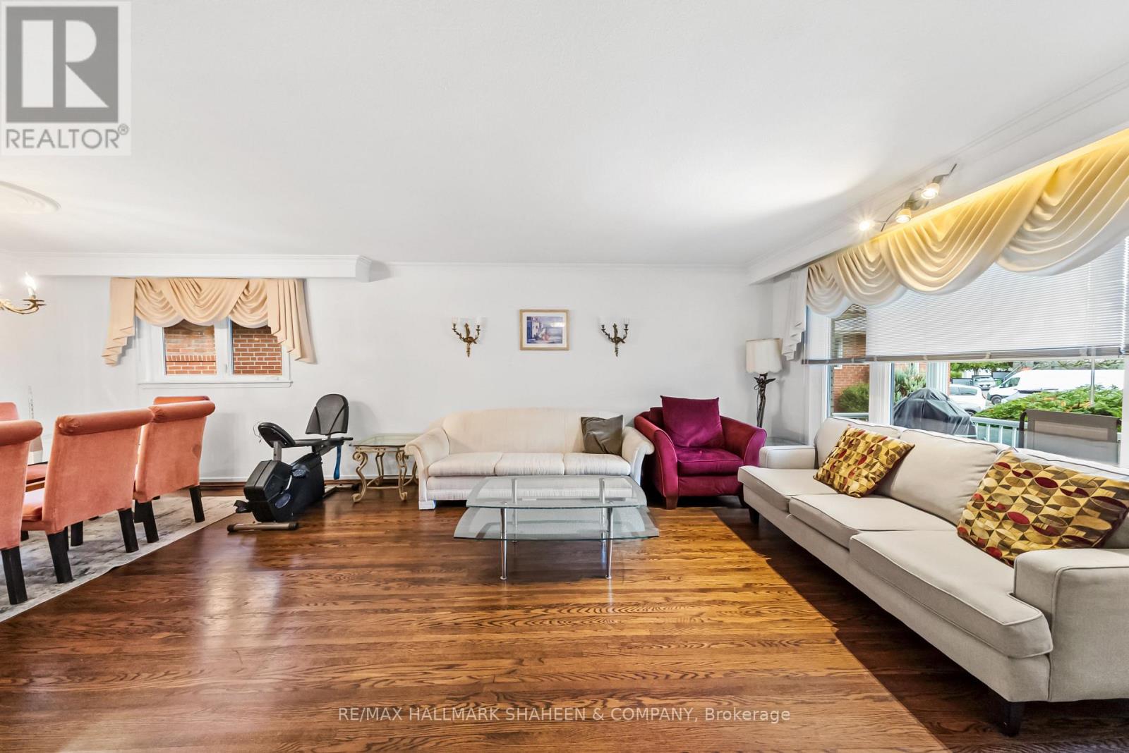 Main - 386 Ellerslie Avenue, Toronto, Ontario  M2R 1B9 - Photo 9 - C12504294