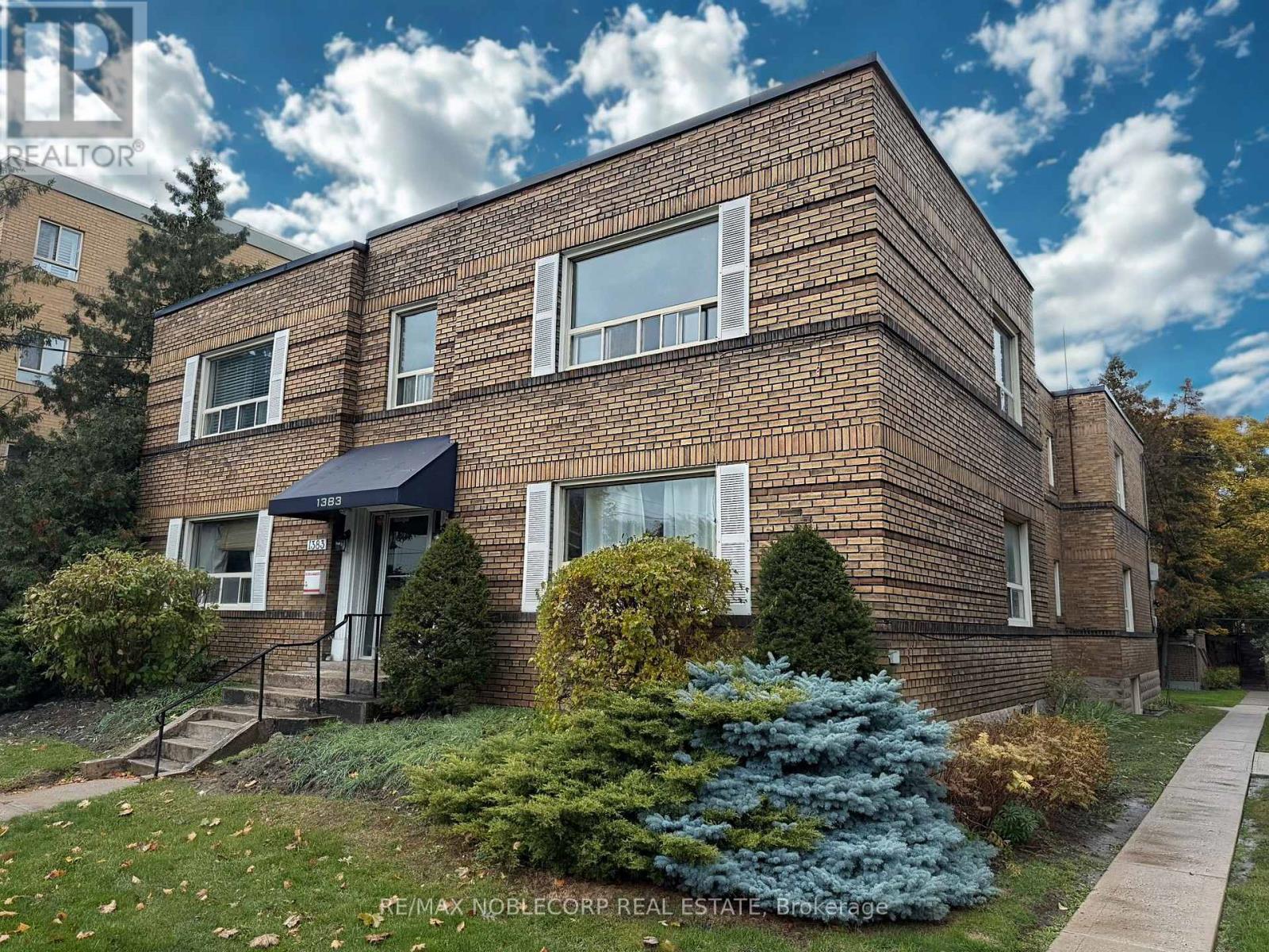 8 - 1383 Bayview Avenue, Toronto, Ontario  M4G 3A5 - Photo 1 - C12504318