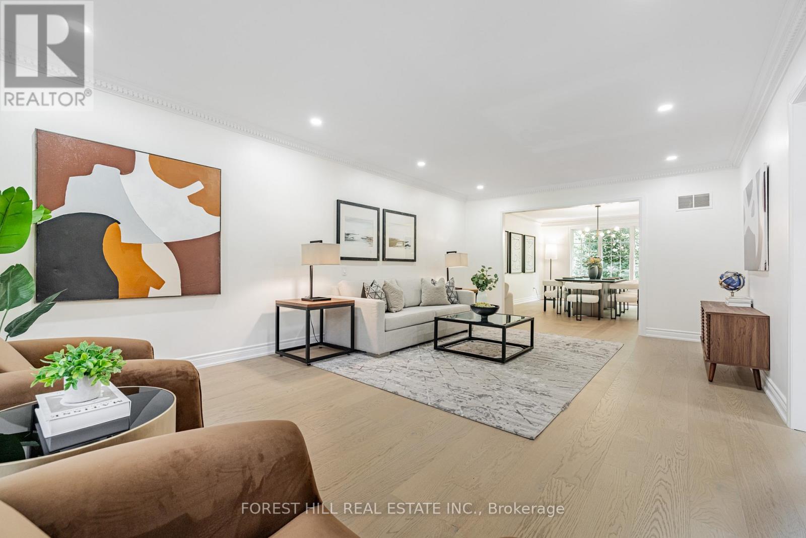 37 ABBEYWOOD TRAIL, Toronto, Ontario