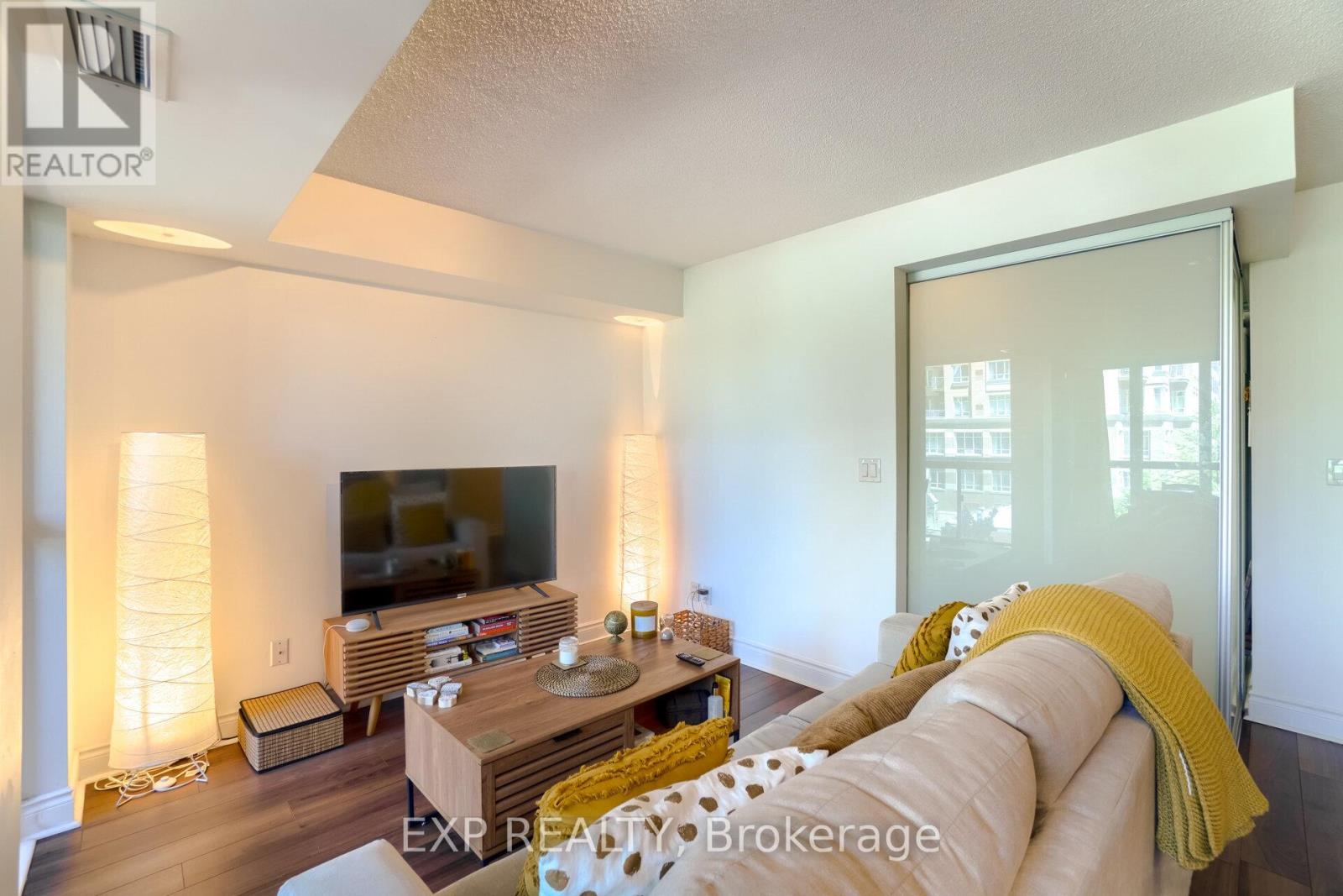 308 - 28 Ted Rogers Way, Toronto, Ontario  M4Y 2W7 - Photo 23 - C12504338