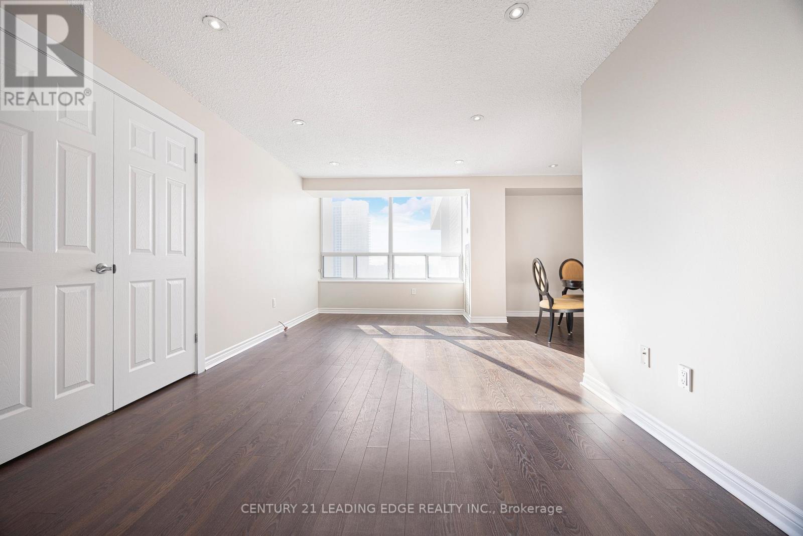 2302 - 10 Muirhead Road, Toronto, Ontario  M2J 4P9 - Photo 7 - C12504342