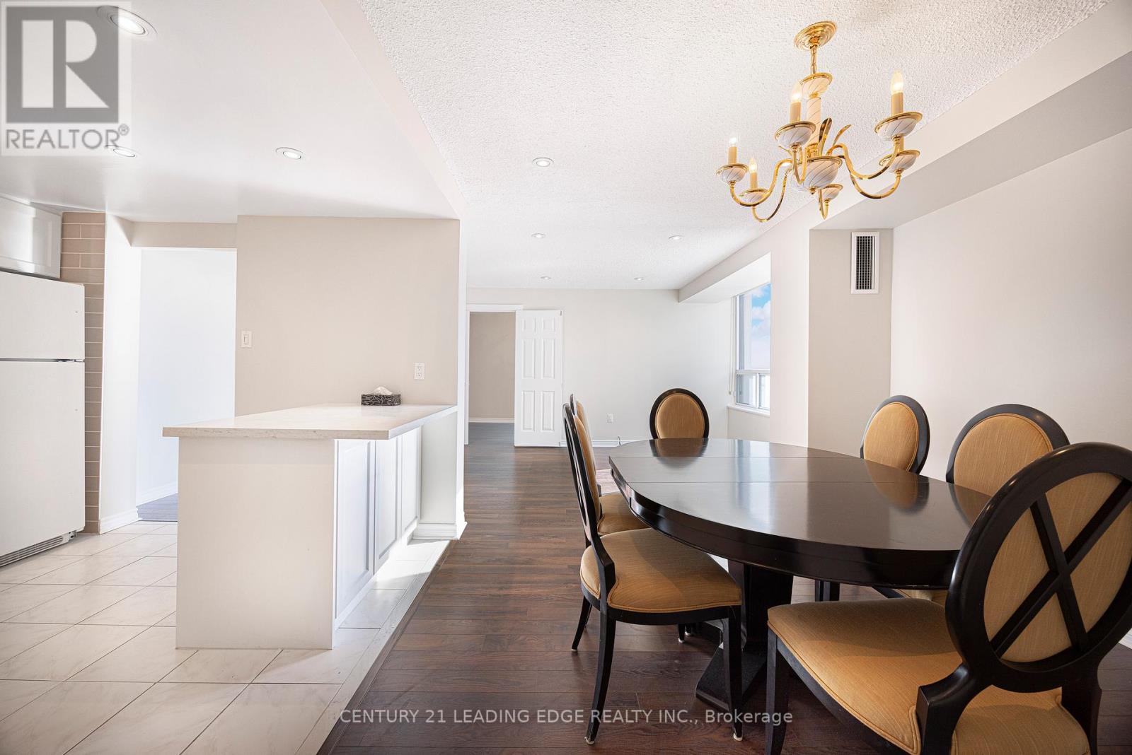 2302 - 10 Muirhead Road, Toronto, Ontario  M2J 4P9 - Photo 9 - C12504342