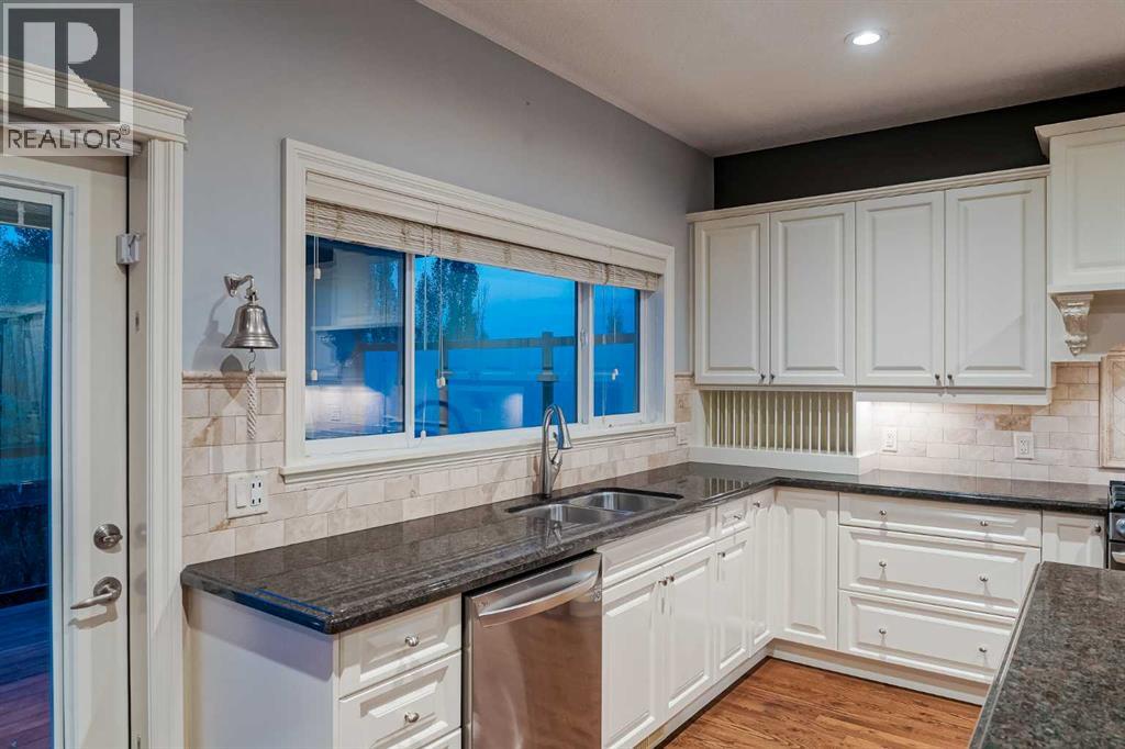 231 Railway Close Se, Langdon, Alberta  T0J 1X1 - Photo 14 - A2267585