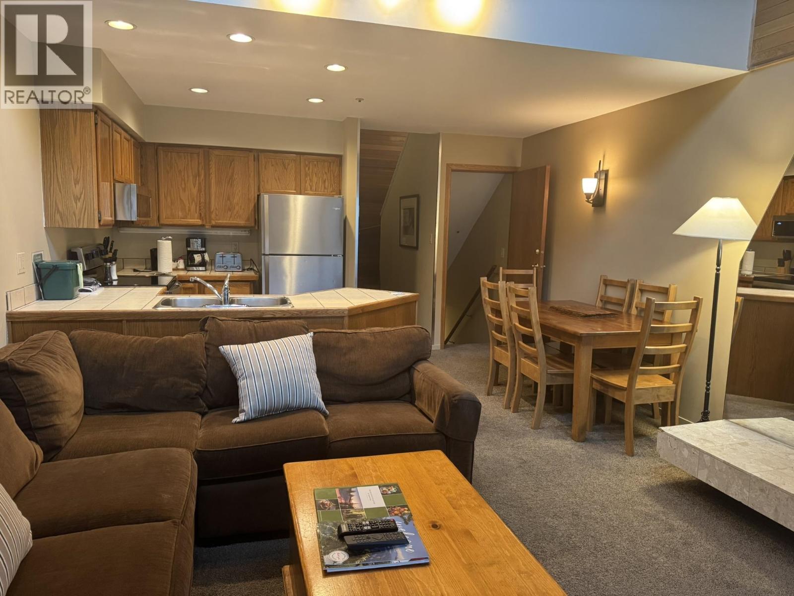 207/307 4321 Village Gate Boulevard, Whistler, British Columbia  V8E 1H3 - Photo 10 - R3054290