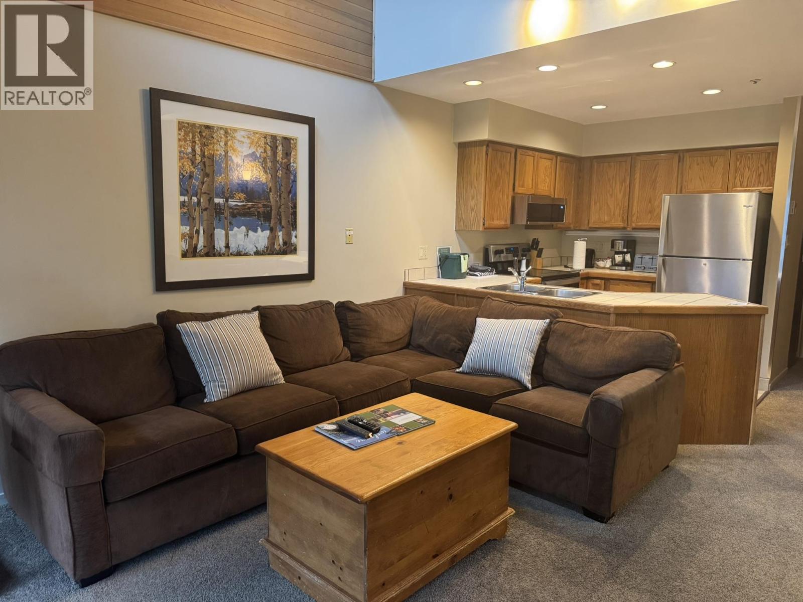 207/307 4321 Village Gate Boulevard, Whistler, British Columbia  V8E 1H3 - Photo 6 - R3054290