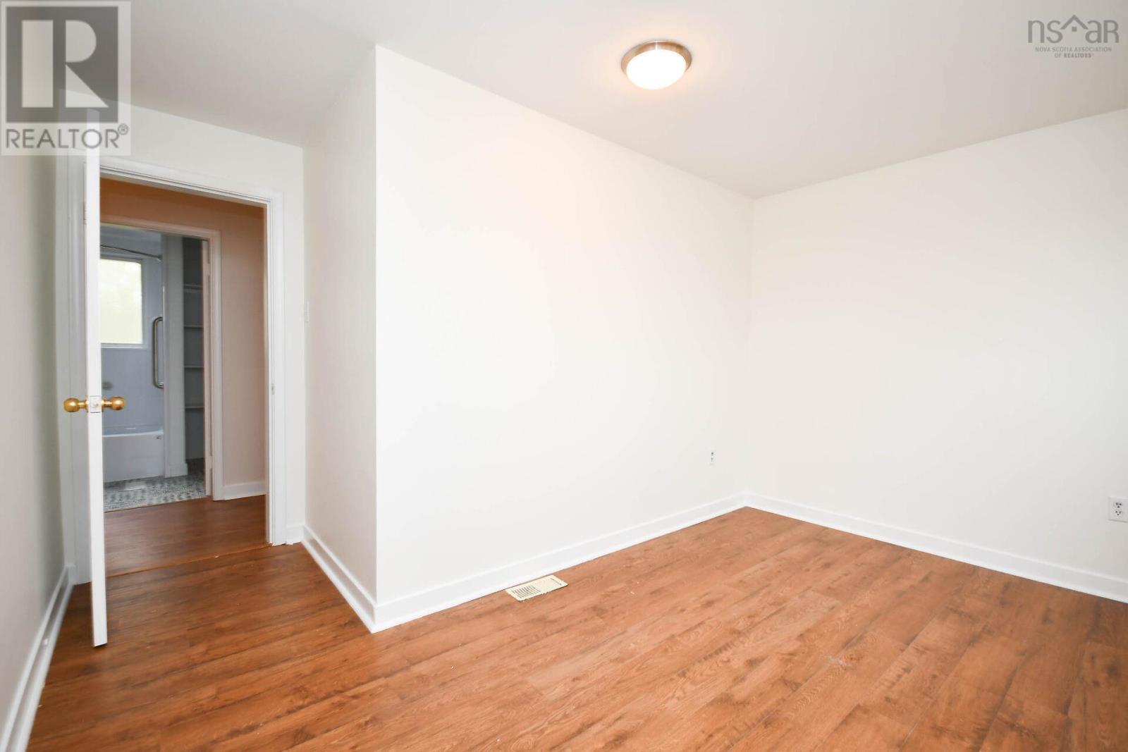 36 Regent Drive, Dartmouth, Nova Scotia  B2Y 3L1 - Photo 29 - 202526882