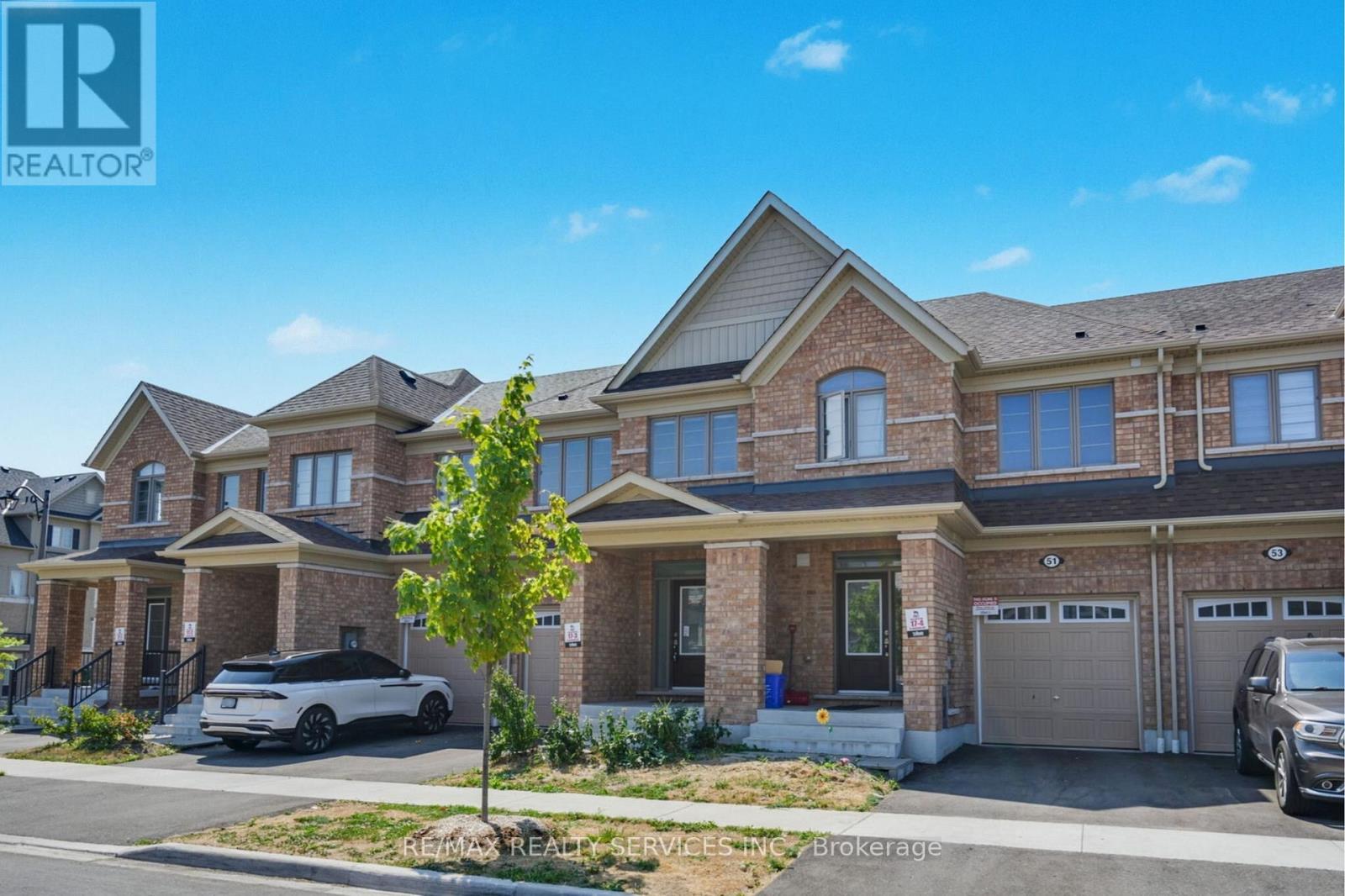 49 Bayardo Drive, Oshawa, Ontario  L1L 0V2 - Photo 3 - E12504240