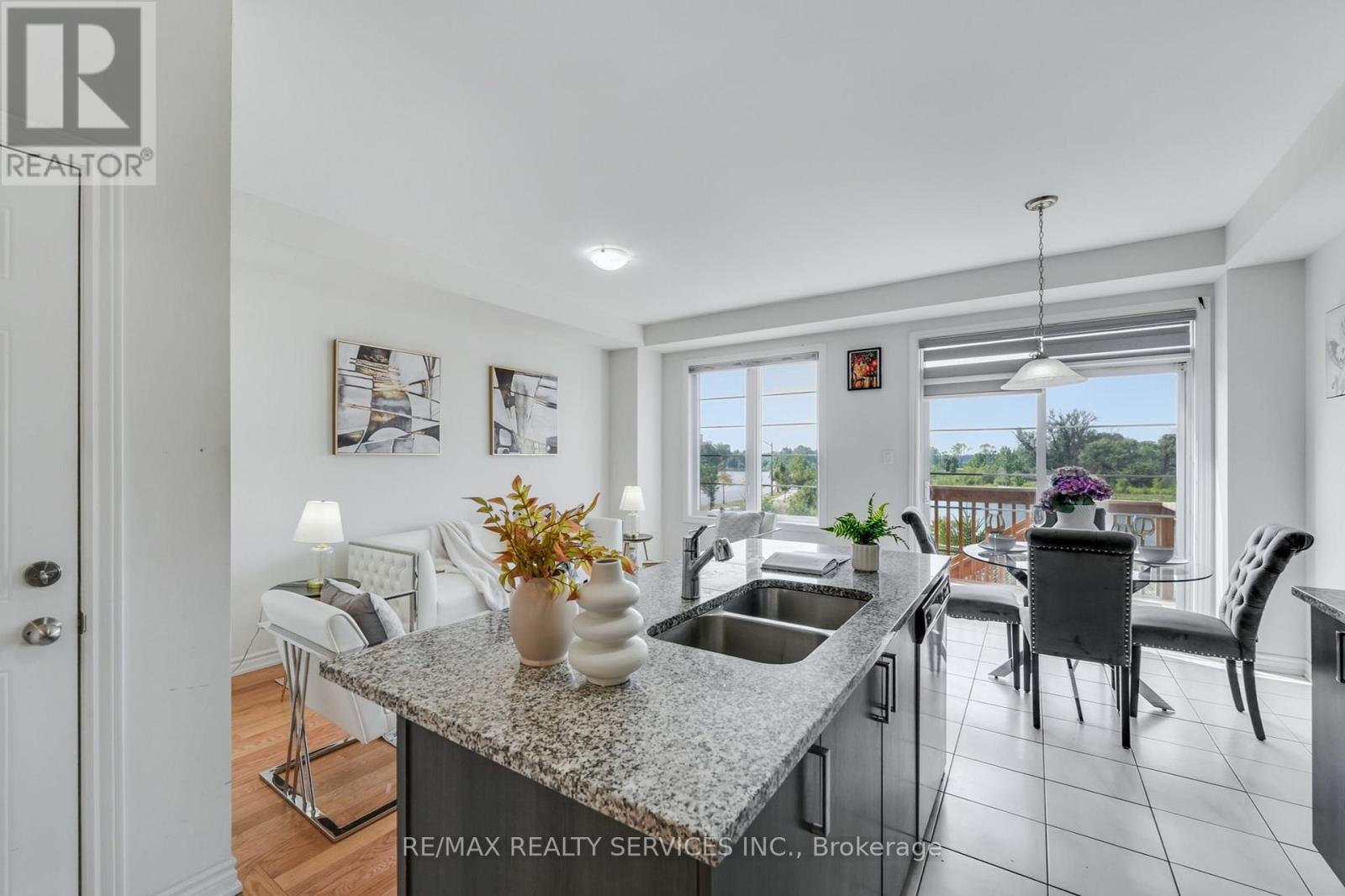 49 Bayardo Drive, Oshawa, Ontario  L1L 0V2 - Photo 9 - E12504240