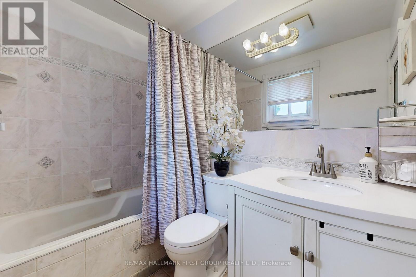 66 Medley Lane, Ajax, Ontario  L1S 3P6 - Photo 27 - E12504252