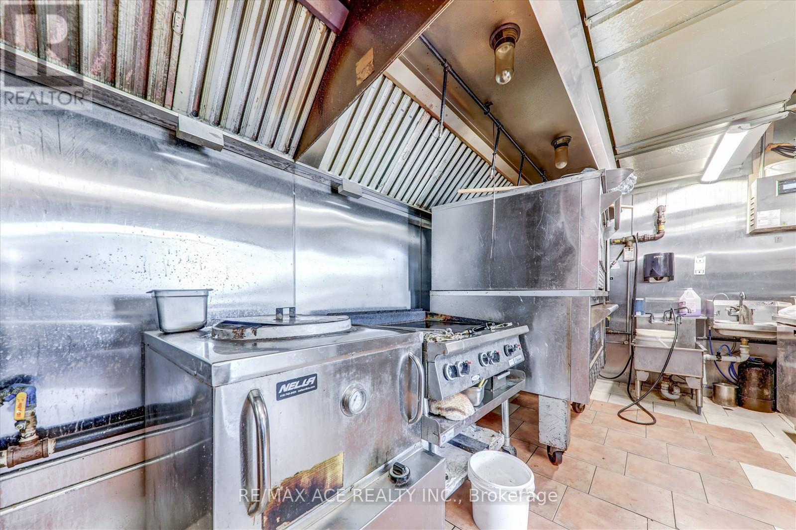 777a Danforth Road, Toronto, Ontario  M4J 1L2 - Photo 10 - E12504274