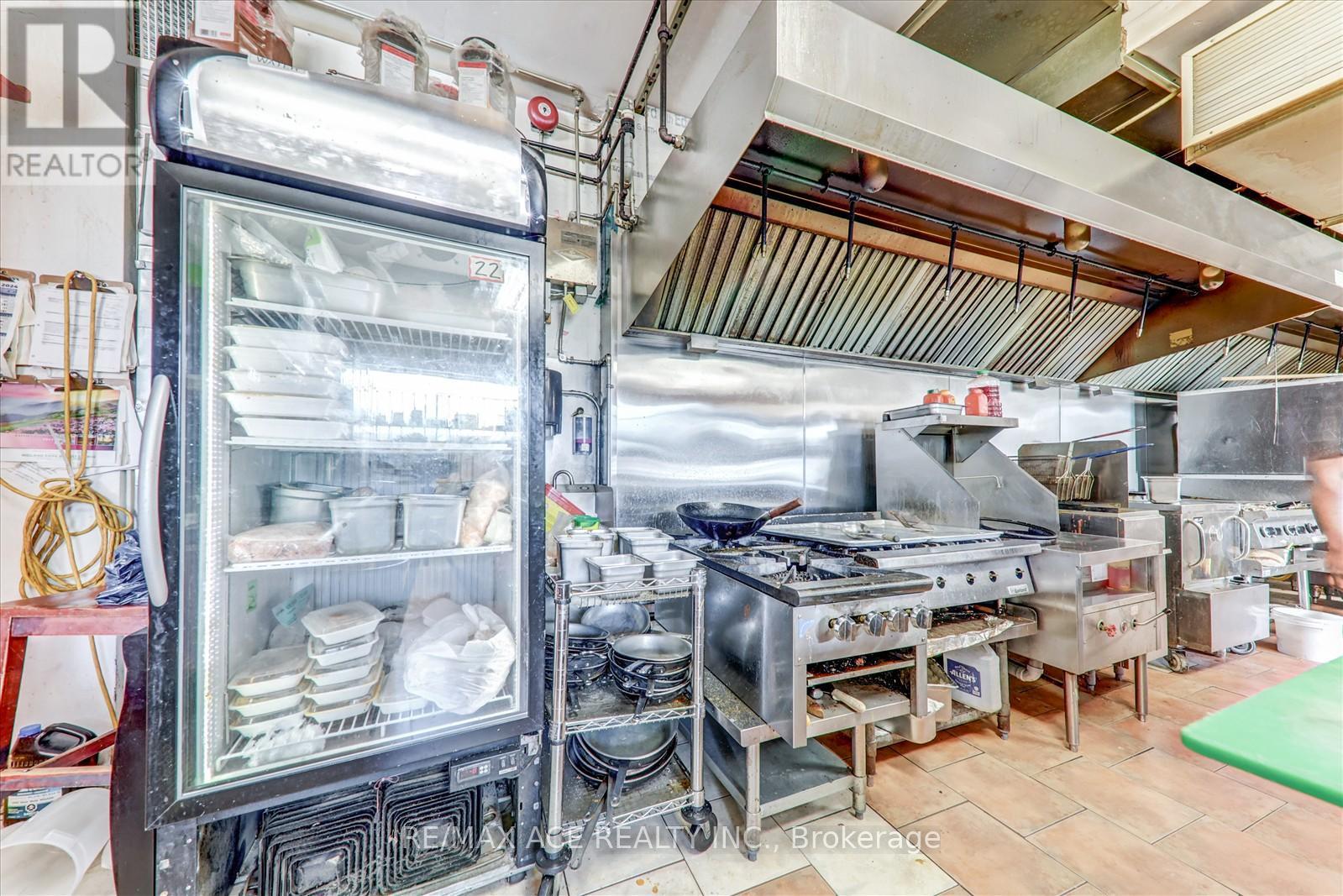 777a Danforth Road, Toronto, Ontario  M4J 1L2 - Photo 9 - E12504274