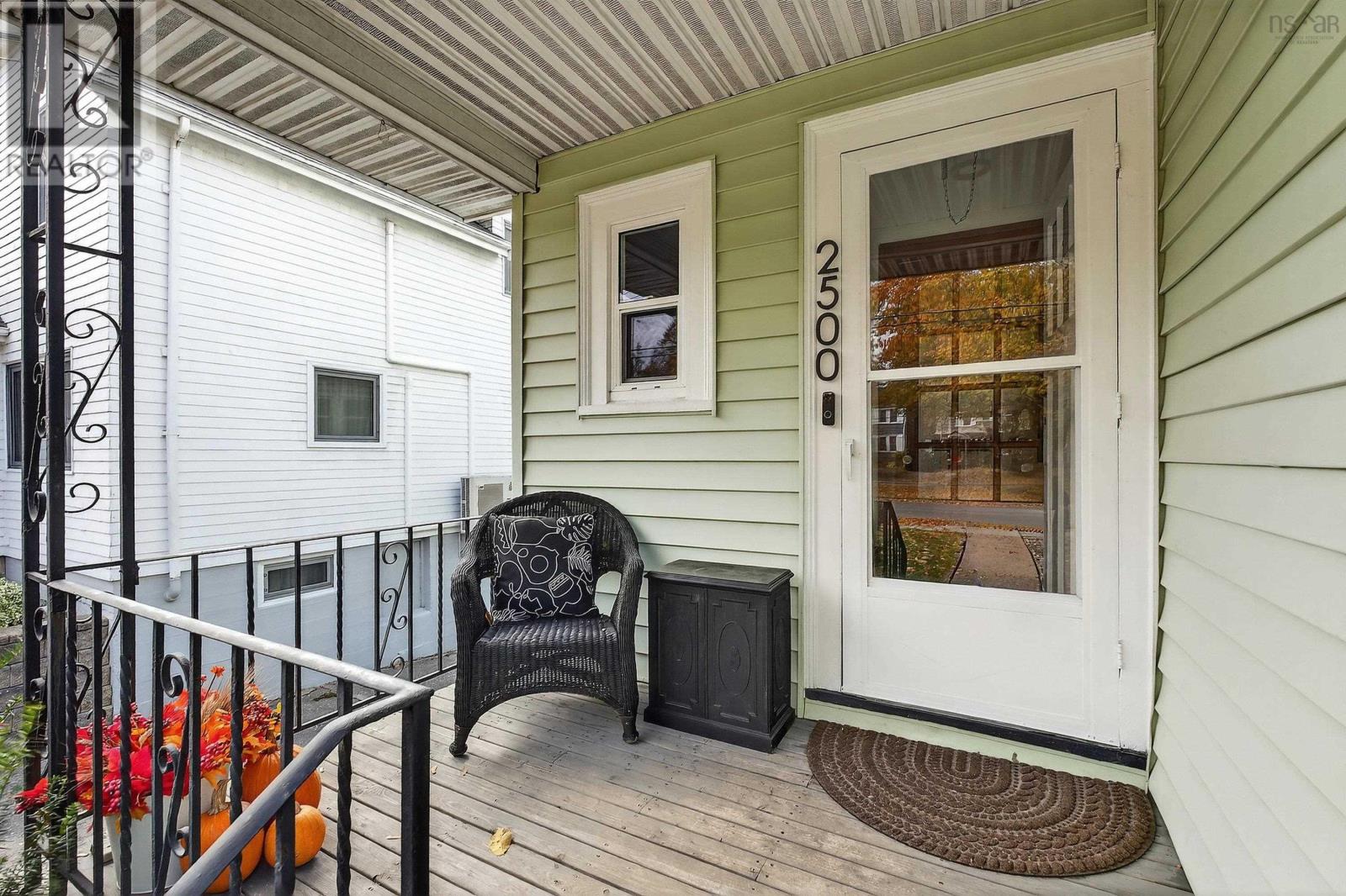 2500 Connaught Avenue, Halifax, Nova Scotia  B3L 2Z4 - Photo 2 - 202526909