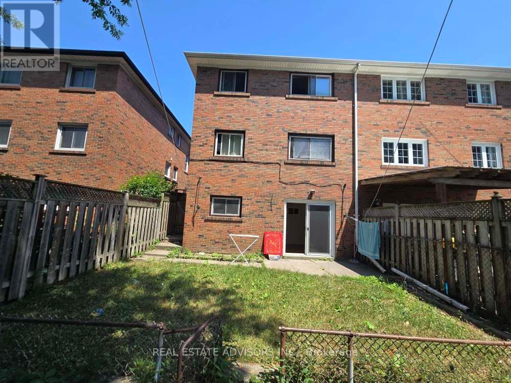 56 Jeavons Avenue, Toronto, Ontario  M1K 1T2 - Photo 9 - E12504326