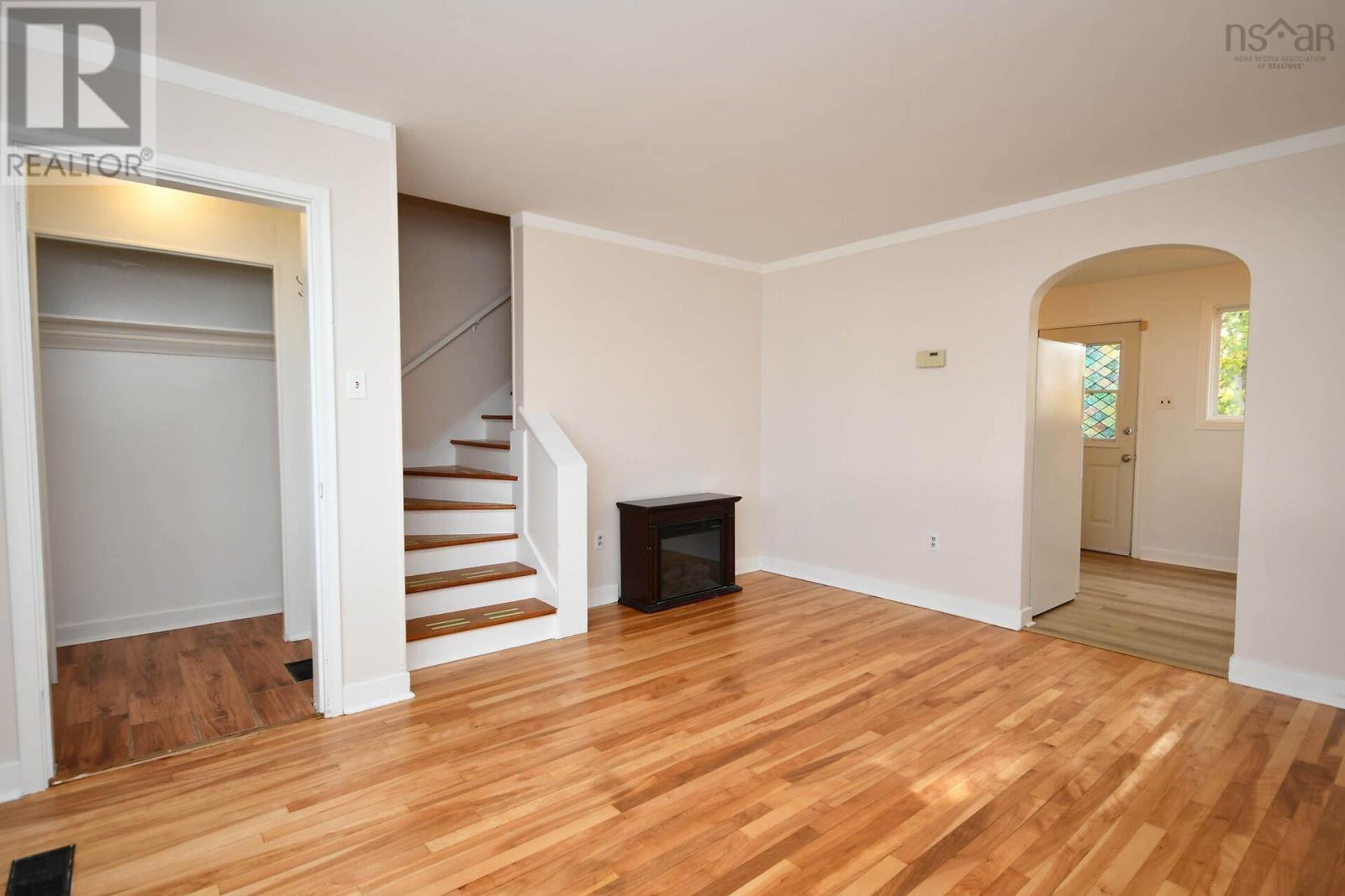 36 Regent Drive, Dartmouth, Nova Scotia  B2Y 3L1 - Photo 8 - 202526882