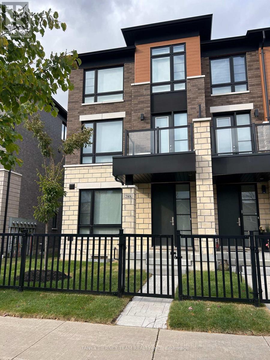 288 CARNWITH DRIVE E, Whitby, Ontario