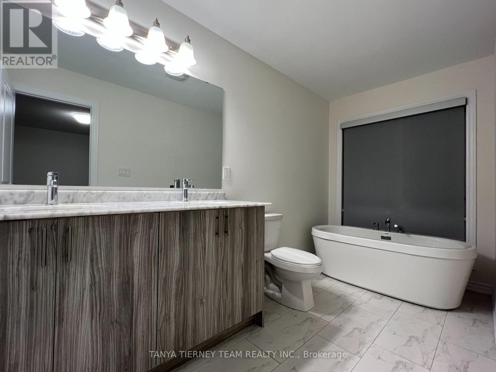 288 Carnwith Drive E, Whitby, Ontario  L1M 2L6 - Photo 14 - E12504374