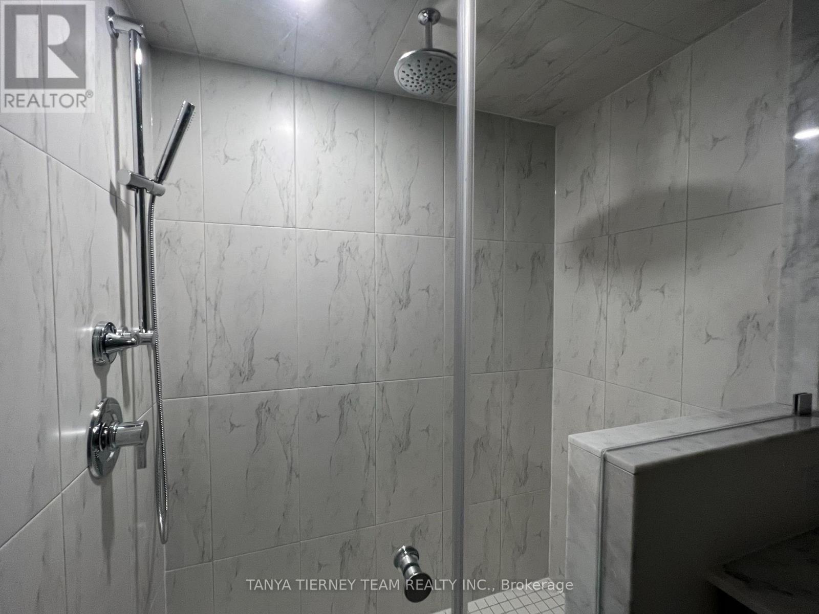 288 Carnwith Drive E, Whitby, Ontario  L1M 2L6 - Photo 16 - E12504374