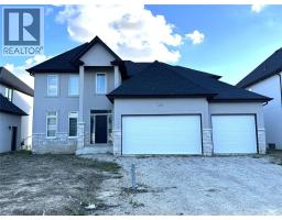 219 COWAN COURT, Amherstburg, Ontario