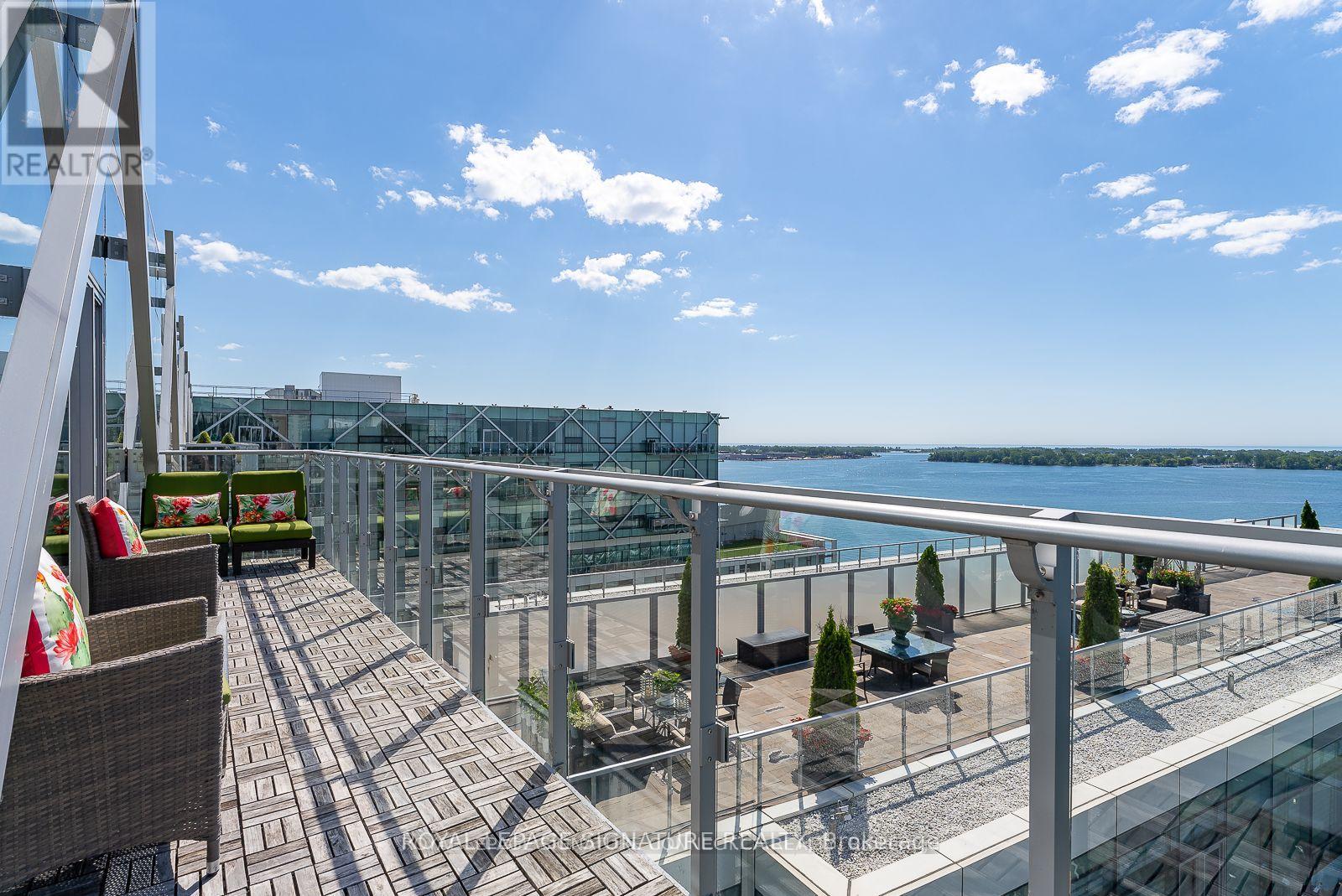 1401 - 39 Queens Quay E, Toronto, Ontario  M5E 0A4 - Photo 18 - C12504376