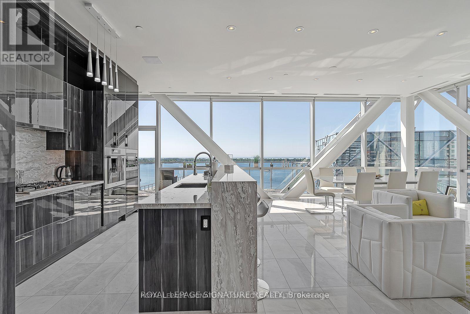 1401 - 39 Queens Quay E, Toronto, Ontario  M5E 0A4 - Photo 6 - C12504376