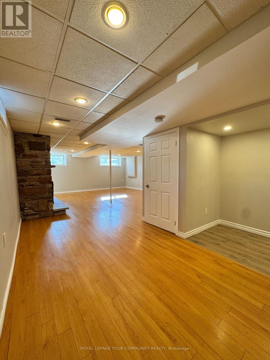 205 Talbot Crescent, Newmarket, Ontario  L3Y 1A4 - Photo 9 - N12503624