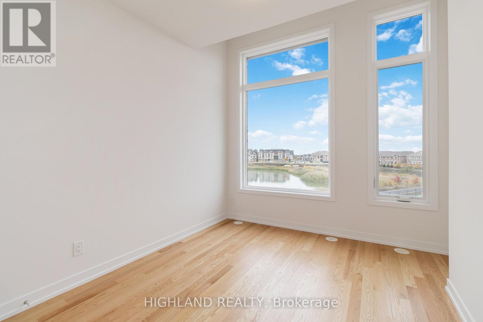 2 - 1220 Dartmouth Crescent, Oakville, Ontario  L6H 8C1 - Photo 18 - W12501064