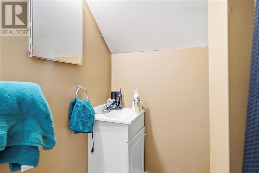 913 Miller Street, Greater Sudbury, Ontario  P3A 2W9 - Photo 22 - 2125481