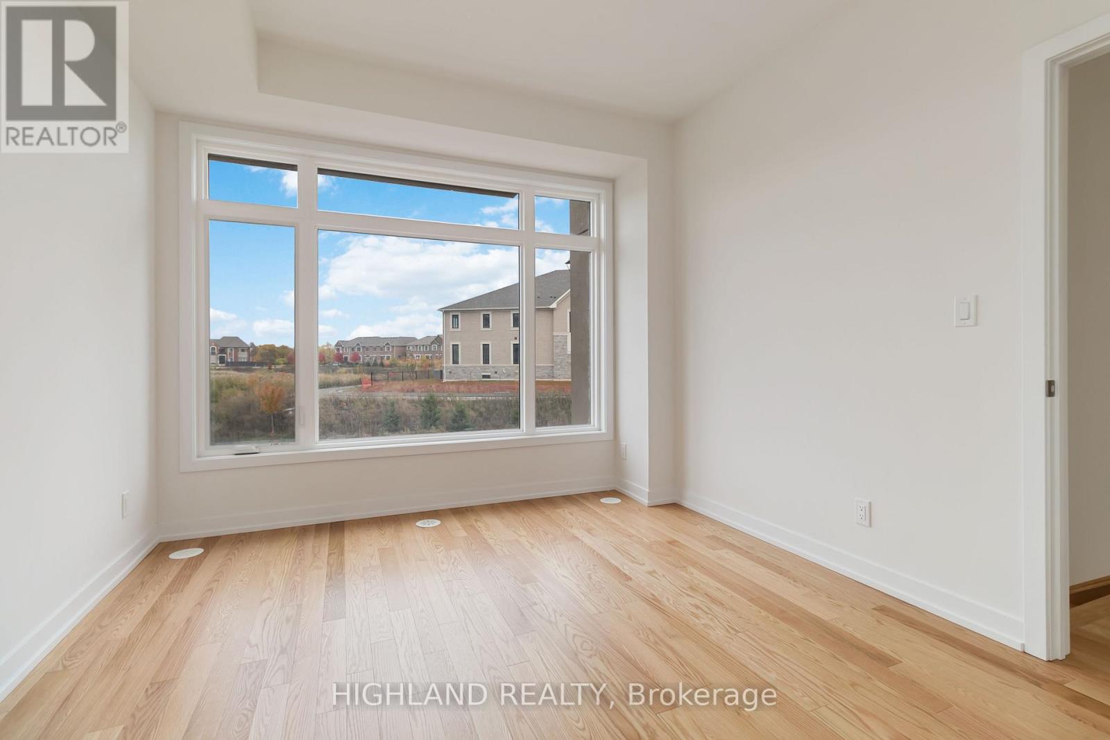 2 - 1220 Dartmouth Crescent, Oakville, Ontario  L6H 8C1 - Photo 26 - W12501064