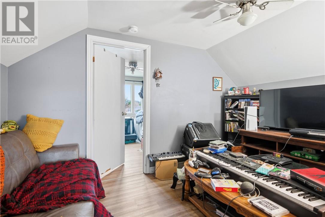 913 Miller Street, Greater Sudbury, Ontario  P3A 2W9 - Photo 16 - 2125481