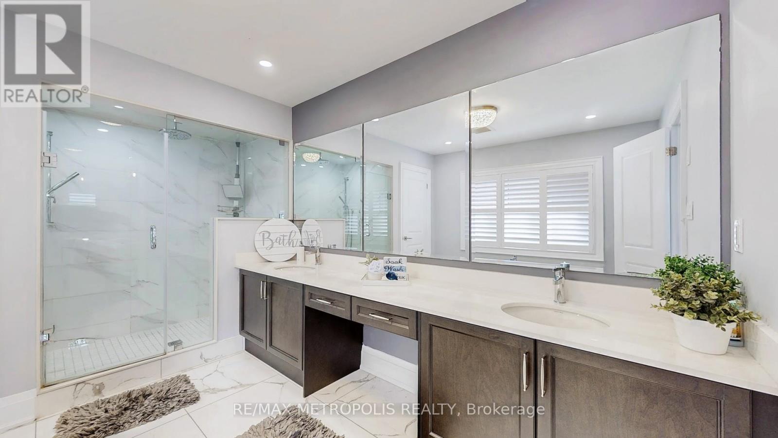 126 Silk Twist Drive, East Gwillimbury, Ontario  L9N 0W1 - Photo 31 - N12504222