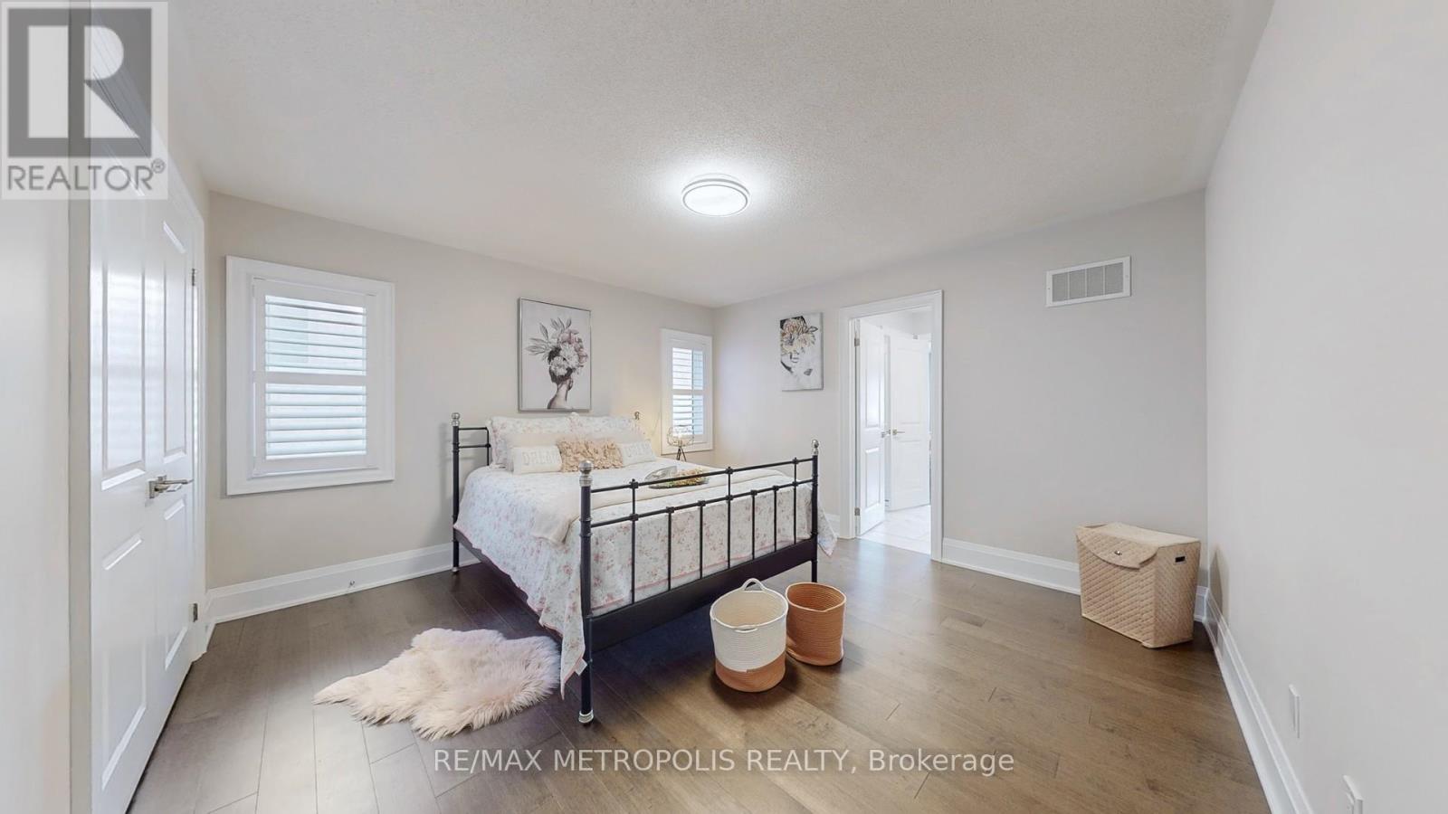 126 Silk Twist Drive, East Gwillimbury, Ontario  L9N 0W1 - Photo 35 - N12504222