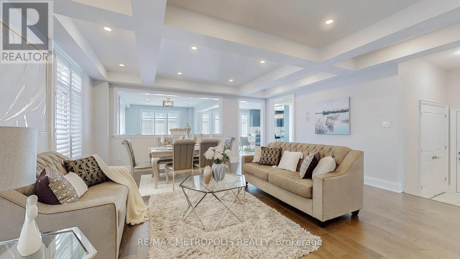 126 Silk Twist Drive, East Gwillimbury, Ontario  L9N 0W1 - Photo 8 - N12504222