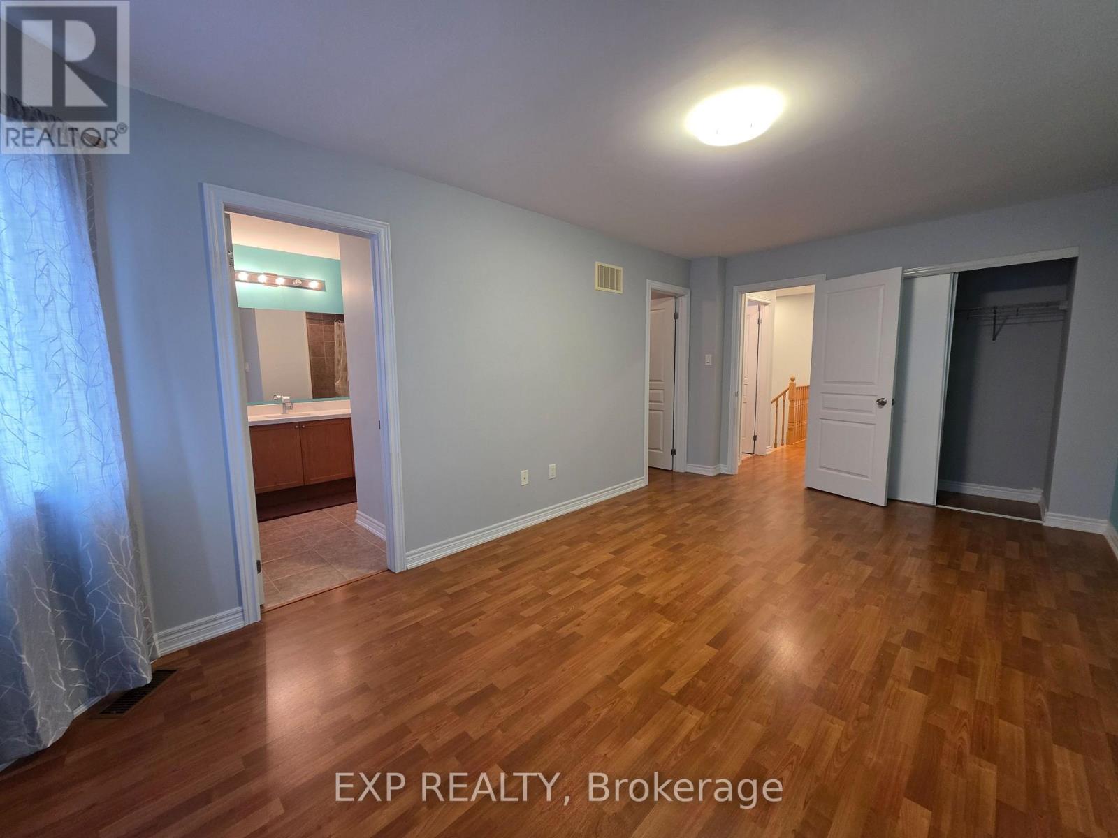 11 Winisk Street, Richmond Hill, Ontario  L4E 0M6 - Photo 8 - N12504236