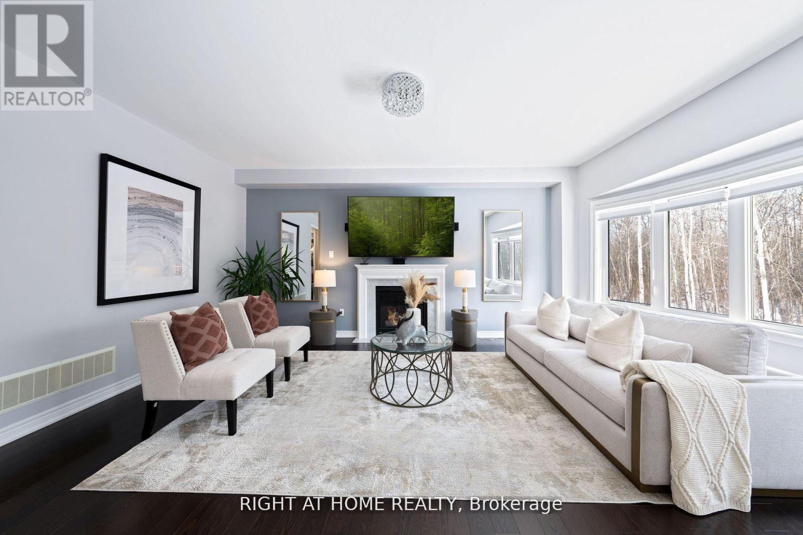 1655 Emberton Way, Innisfil, Ontario  L9S 0N4 - Photo 12 - N12504388