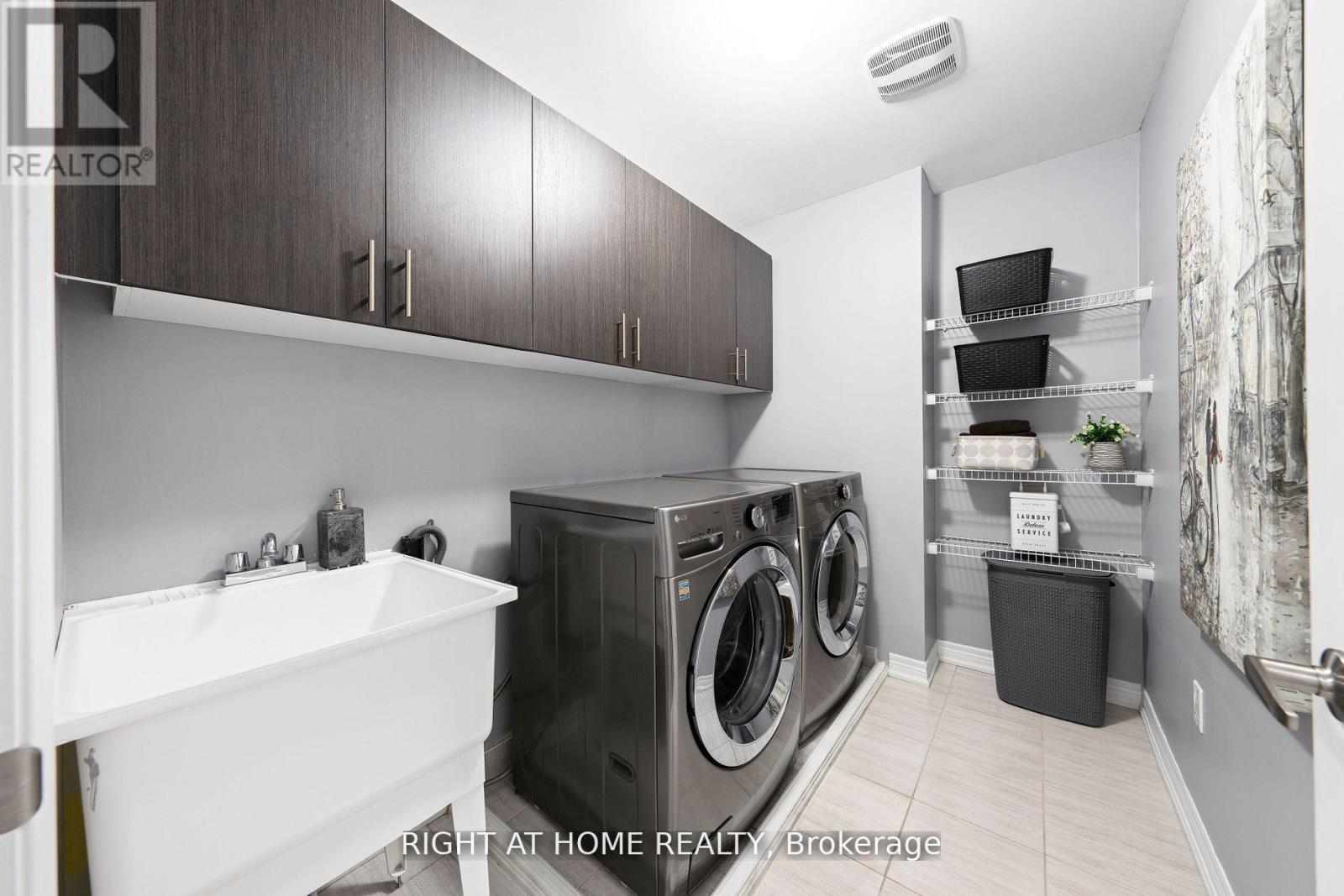 1655 Emberton Way, Innisfil, Ontario  L9S 0N4 - Photo 33 - N12504388