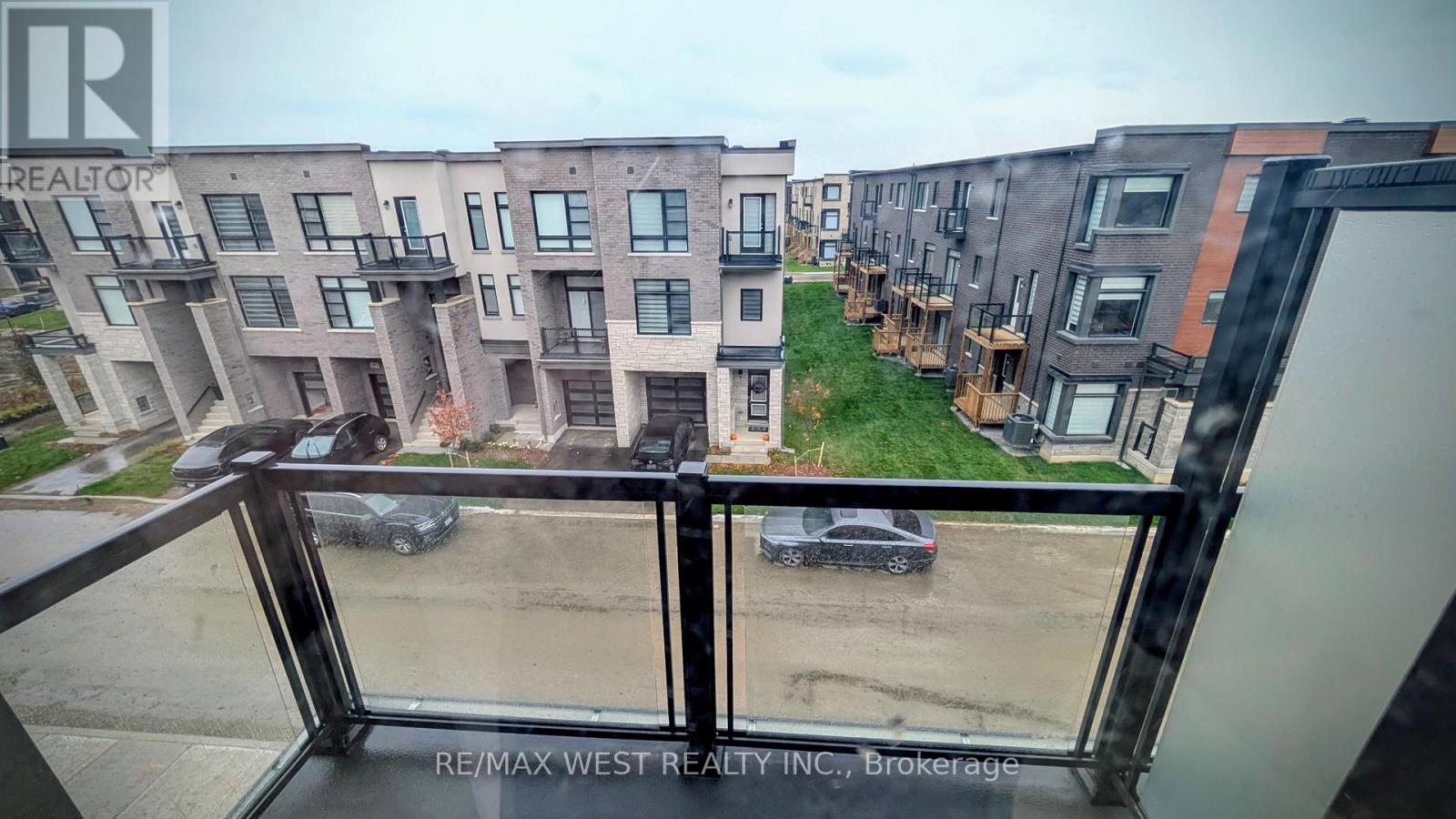 95 Paradox Street, Vaughan, Ontario  L4L 1A7 - Photo 17 - N12504420