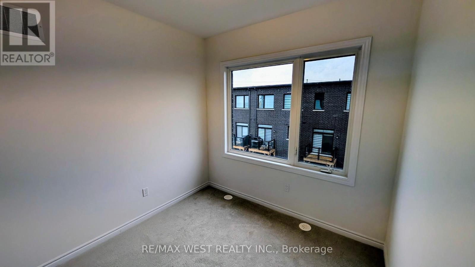 95 Paradox Street, Vaughan, Ontario  L4L 1A7 - Photo 18 - N12504420