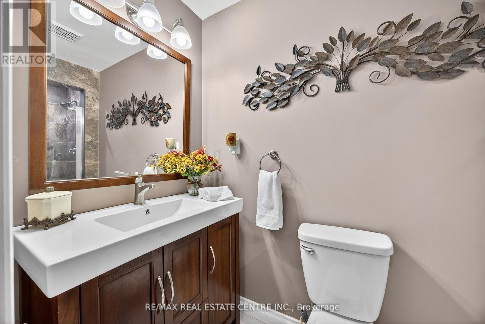 3047 Sandy Cove Drive, Innisfil, Ontario  L9S 2K1 - Photo 28 - N12504428