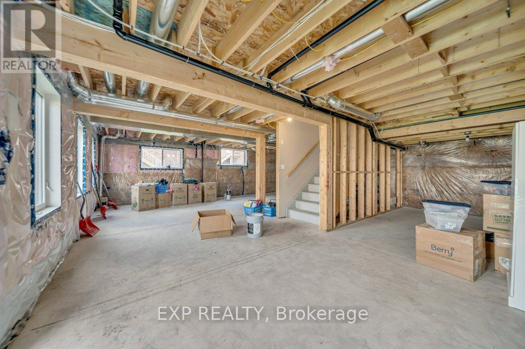 43 Sugar Trail, Kitchener, Ontario  N2R 0S5 - Photo 34 - X12503298