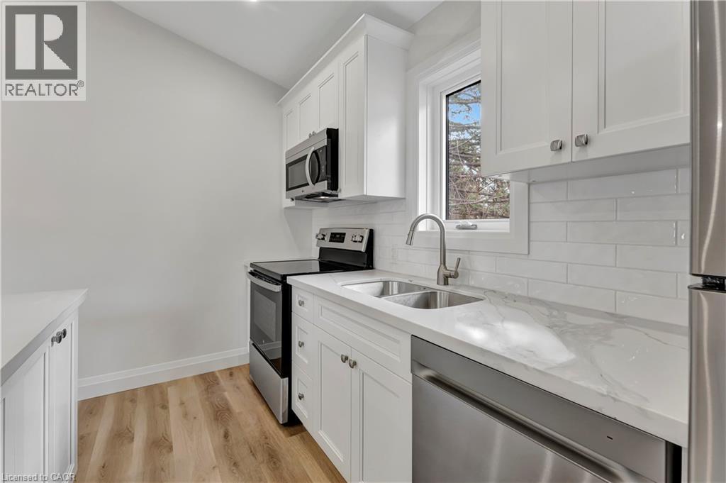 7 Hillside Drive Unit# 3, Kitchener, Ontario  N2E 1R1 - Photo 4 - 40785291