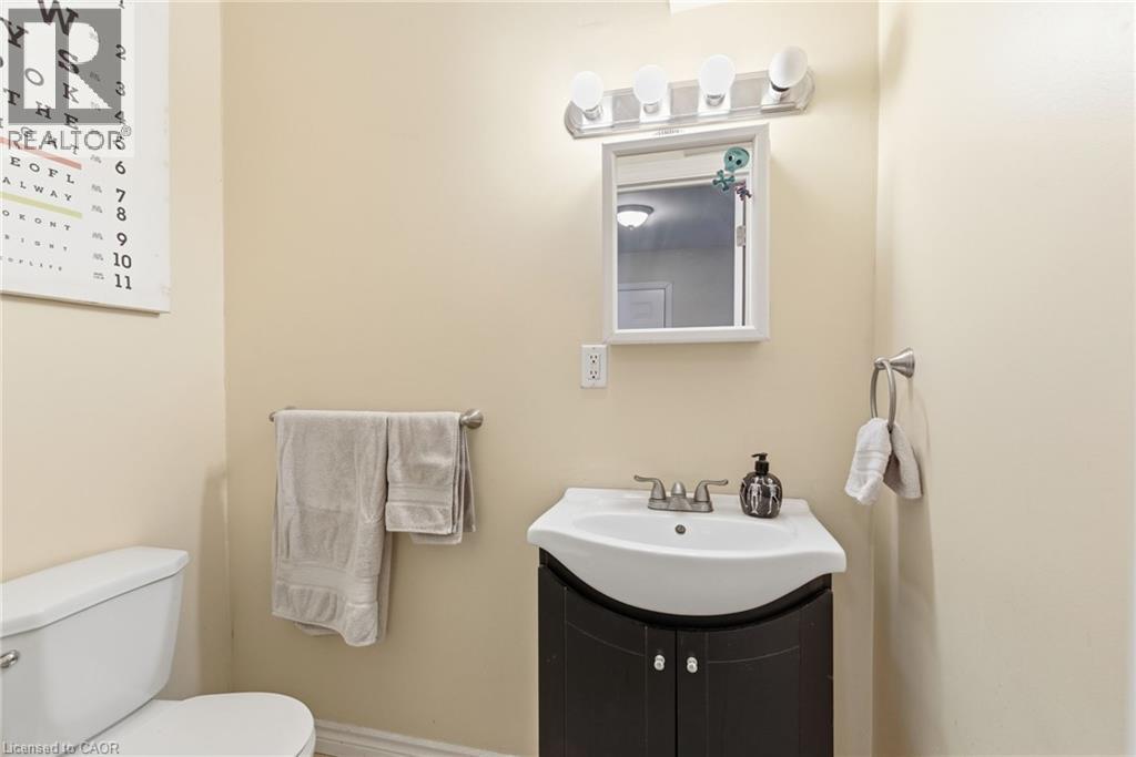 132 1/2 Lake Street, St. Catharines, Ontario  L2R 5Y1 - Photo 8 - 40785281