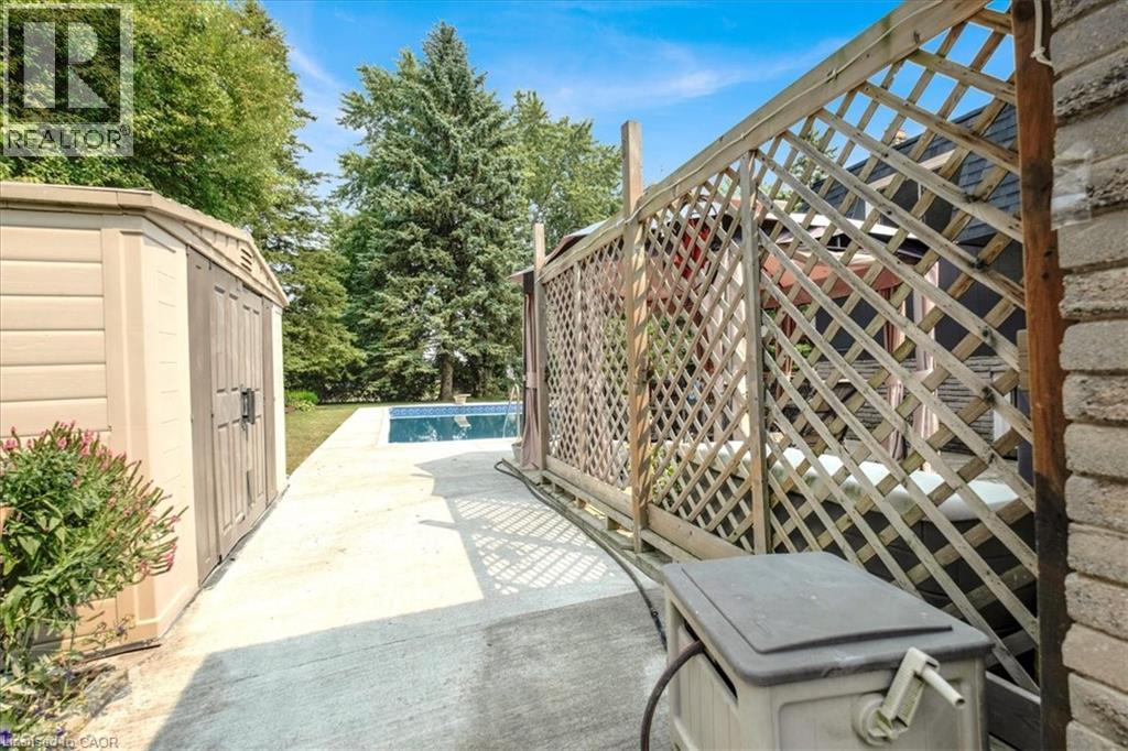 51 Southglen Road, Brantford, Ontario  N3R 6Z9 - Photo 43 - 40785133