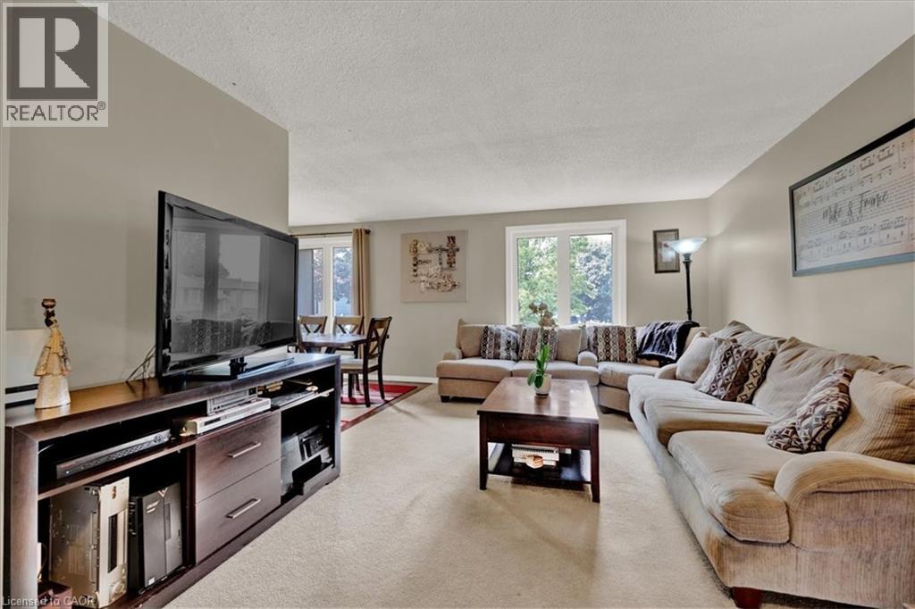 51 Southglen Road, Brantford, Ontario  N3R 6Z9 - Photo 6 - 40785133