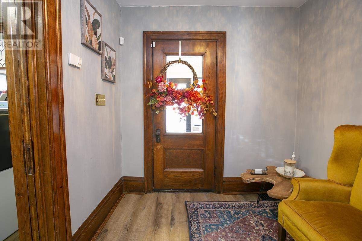 446 Albert St, Sault Ste. Marie, Ontario  P6A 2J8 - Photo 12 - SM253097